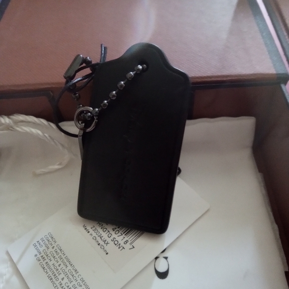 NIB NWT Disney X Coach Mickey Mouse Hangtags - Picture 8 of 9